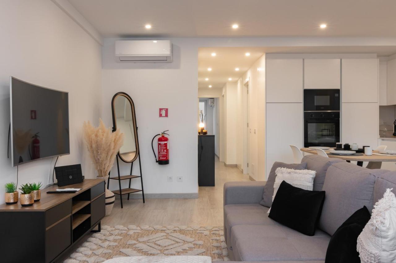 Stylish Apartment W/ River View By Lovelystay Oeiras Luaran gambar
