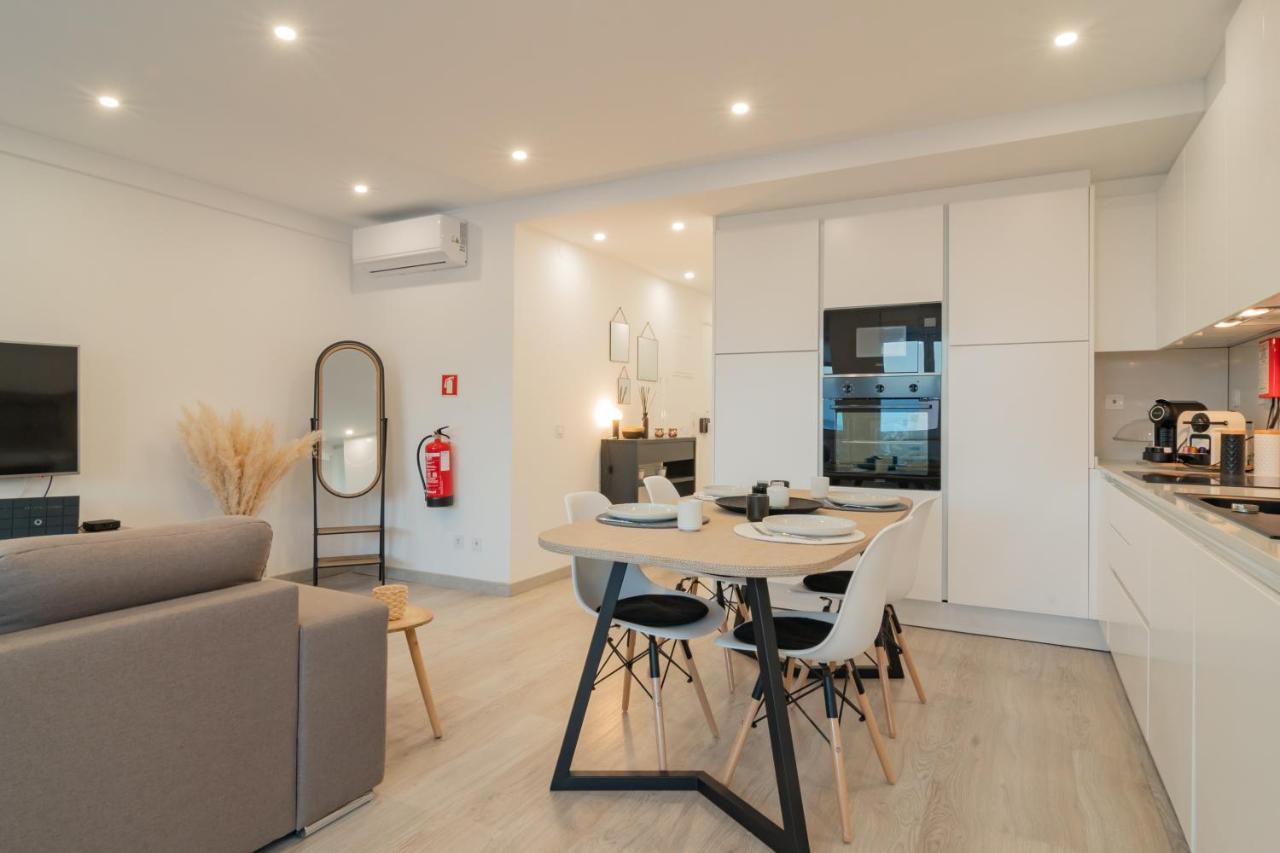 Stylish Apartment W/ River View By Lovelystay Oeiras Luaran gambar