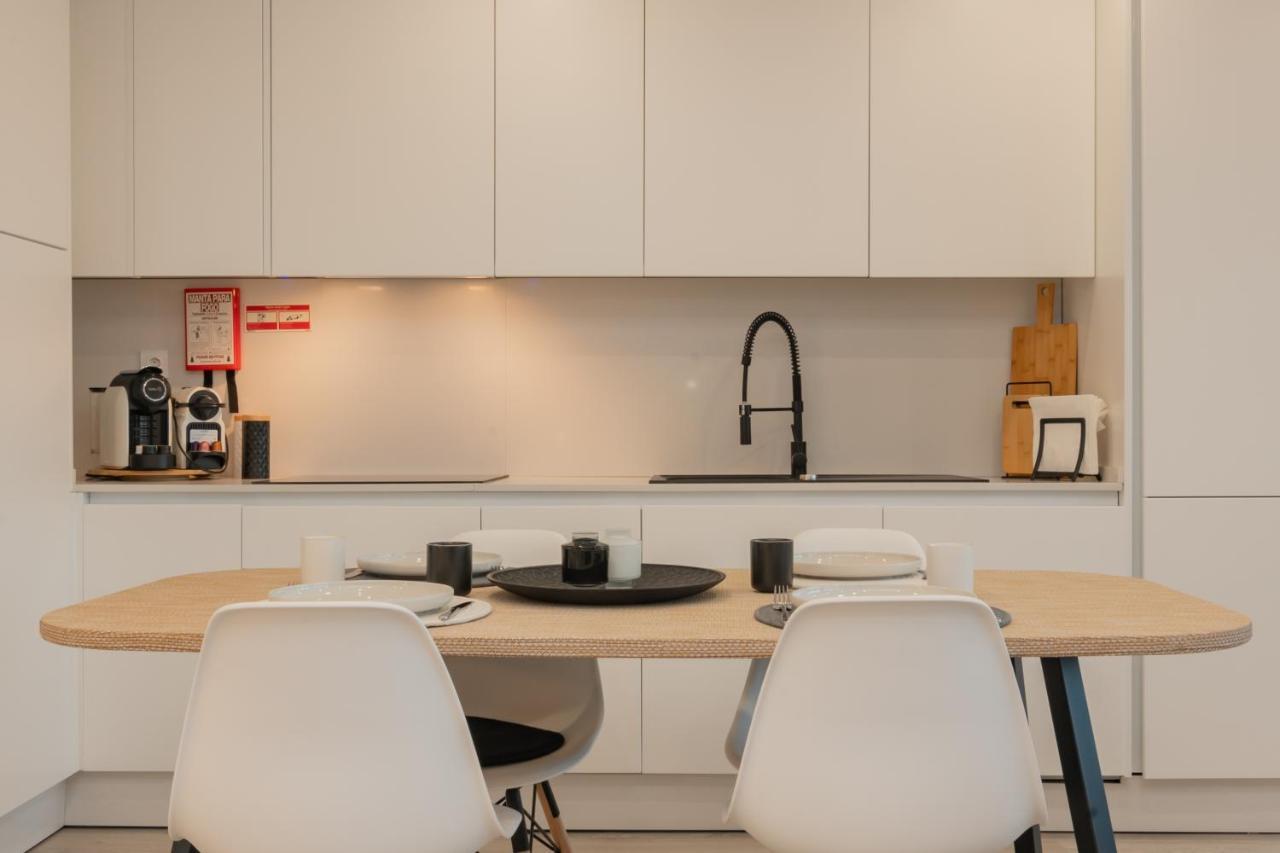 Stylish Apartment W/ River View By Lovelystay Oeiras Luaran gambar